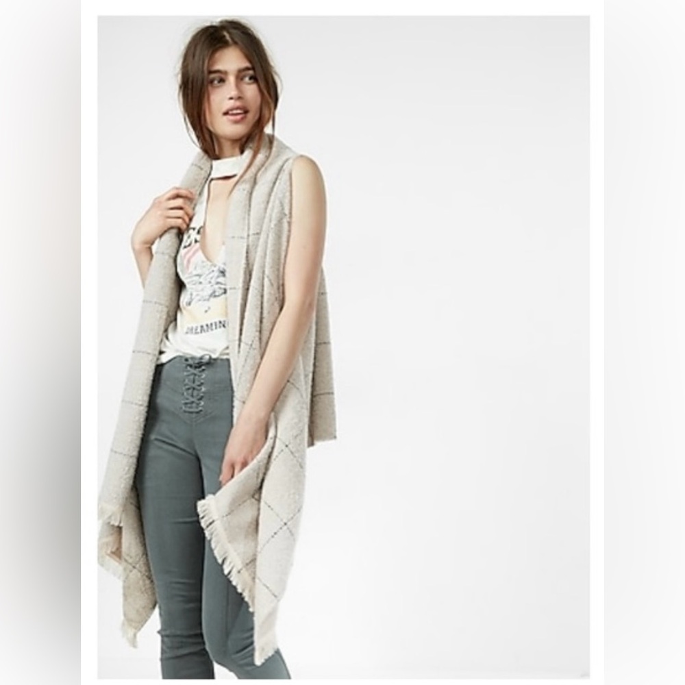 Express Women’s Cardigan Vest Size OS